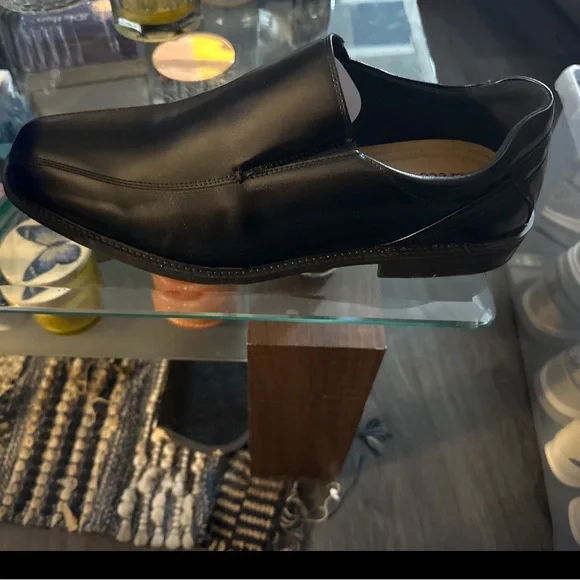 Men's Black Leather Loafers. Size 13 - Picture 3 of 6